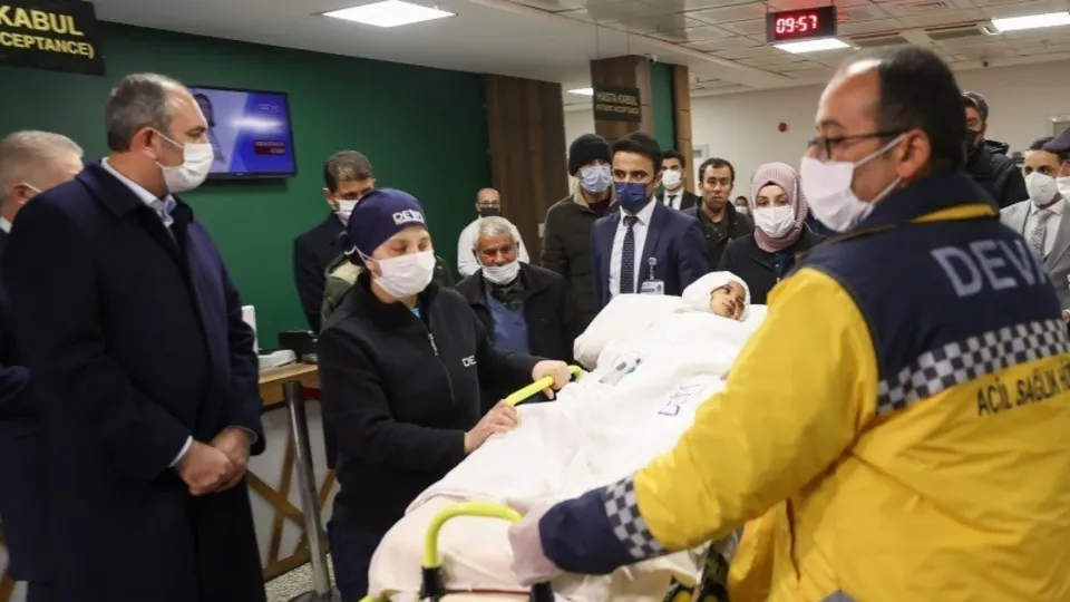 Türkiye'nin konuştuğu pitbull vahşetinde Asiye'nin ailesine bir şok daha! Dava açtılar | Doktoru açıkladı: Asiye'nin durumu nasıl?