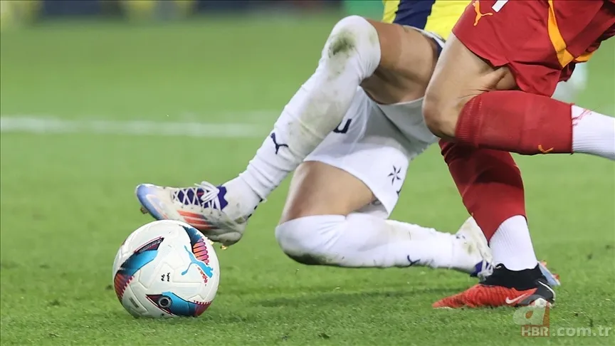 Galatasaray Fenerbahçe maçı saat kaçta? GS-FB derbisi hangi kanalda, şifresiz mi? İşte muhtemel 11’ler 4