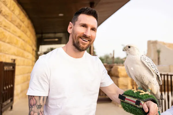 psgde-kadro-disi-birakilan-messi-takim-arkadaslarindan-ozur-diledi-1683319555955.jpg PSG'de kadro dışı bırakılan Messi, takım arkadaşlarından özür diledi - 3