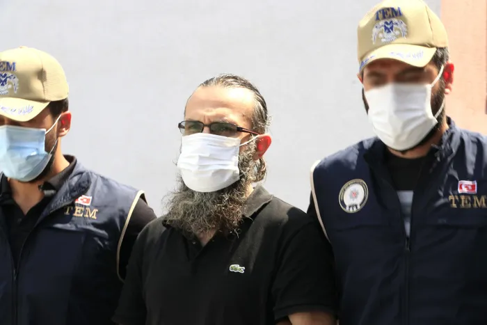 Son dakika: MİT ve Emniyet'ten Adana’da müthiş operasyon! Bombalı eylem hazırlığındaki DEAŞ’lı terörist yakalandı - 4