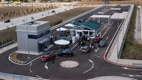 CHP’li vekiller Togg’a hayran kaldı: Gururla izliyoruz inşallah daha büyür