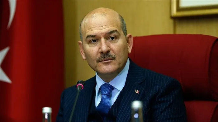 Son dakika: İçişleri Bakanı Süleyman Soylu açık açık uyardı: Bunu kim yaparsa ikametini iptal ederim, acımam - 4
