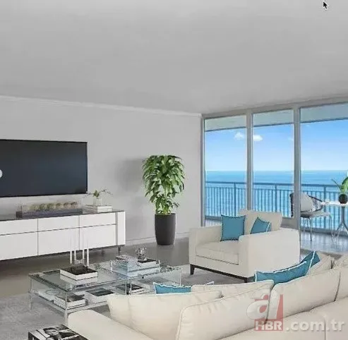 Mart ayında 8 yıllık kocası Serkan Kodaloğlu’ndan boşanan Petek Dinçöz nişanlandı! İşte ilk kare 24