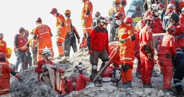 Acının fotoğrafları: İzmir depremini anlatan 29 yürek yakan fotoğraf