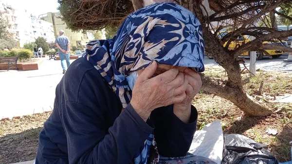 82-yasindaki-nine-vefasiz-cocuklari-yuzunden-calismaya-mecbur-kaldi-1633087395560.jpg 82 yaşındaki nine vefasız çocukları yüzünden çalışmaya mecbur kaldı - 3
