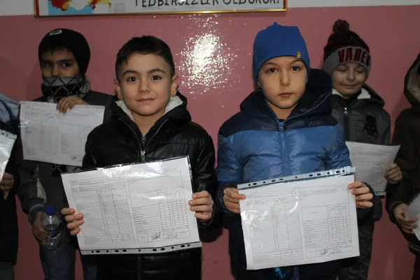 Son dakika: Milyonlarca öğrencinin karne heyecanı! Yarıyıl tatili için son ders zili bugün çalacak | MEB’den yarıyıl tatilinde bir ilk