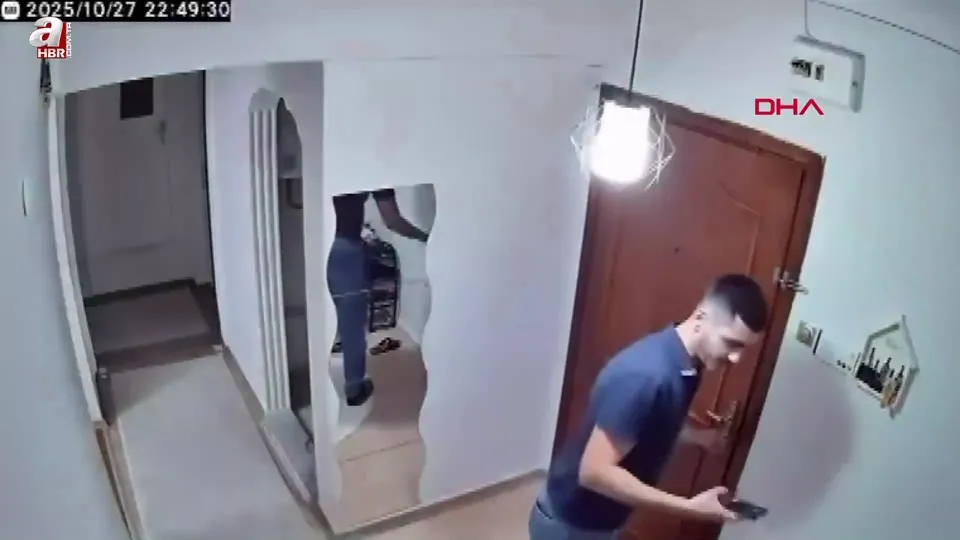 Balıkesir’deki 6.1’lik deprem kamerada!