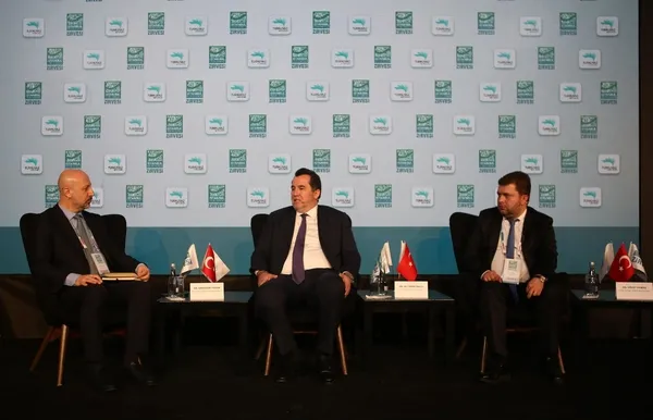 turkuvaz-medyadan-istanbul-finans-merkezinde-onemli-zirve-bakan-nureddin-nebatiden-kilicdaroglunun-300-milyar-1683225761492.jpg Turkuvaz Medya'dan İstanbul Finans Merkezi'nde önemli zirve! Bakan Nureddin Nebati'den Kılıçdaroğlu'nun 300 milyar dolar sözlerine tepki - 9