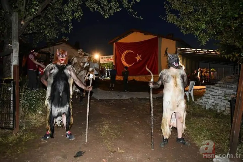 Bursa’da korkunç gelenek 200 yıldır devam ediyor! Derileri giyip… 4