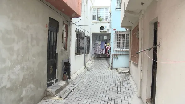1705577748787.jpg İstanbul Bayrampaşa'da 'uzi'li dehşet! Kız arkadaşını vurdu "şakalaşıyorduk" dedi - 3