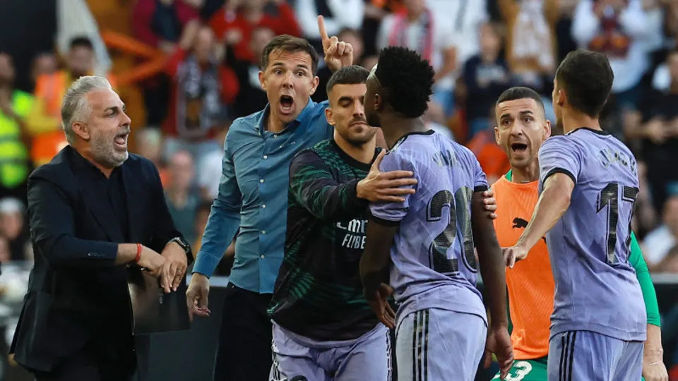 Valencia taraftarından Vinicius Junior'a ırkçı söylemler! Dünya ayağa kalktı
