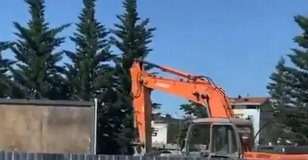 CHP'li İBB'den Üsküdar-Sultanbeyli metro hattında ağaç kıyımı! Sözde çevrecilerden ses yok - 1