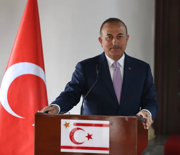 Son dakika: Dışişleri Bakanı Mevlüt Çavuşoğlu Cumhurbaşkanı Ersin Tatar ile görüştü! Yunanistan ve Rumlara net mesaj