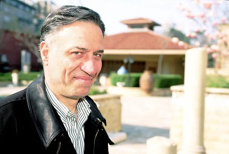 Türk sinemasının güldürü ustası Kemal Sunal ölüm yıldönümünde anıldı
