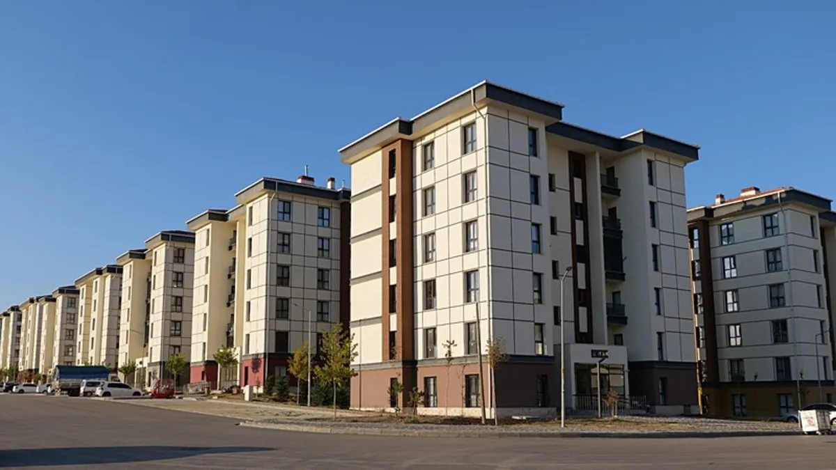 Yüzyılın konut projesinde geri sayım! TOKİ'den dar gelirliye kurayla kiralık ev