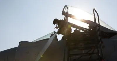MSB açıkladı! İngiltere'ye ait Eurofighter Typhoon ile Türk F-16 uçakları birlikte ilk eğitim uçuşlarını yaptı