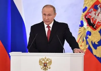 Putin, ekonomik büyümede hedef büyüttü