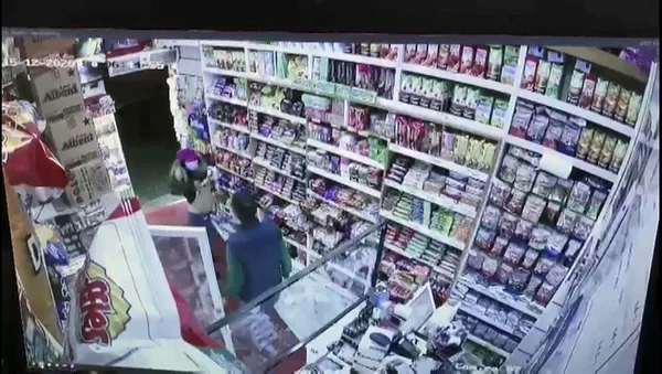 İstanbul'u karıştıran kadın! Hem soydu hem de soyundu! - 5