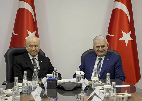 Devlet Bahçeli’den flaş açıklama: Binali Yıldırım’ın etrafında kenetlenin