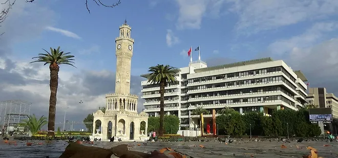 İzmir’de son 24 saatte kısıtlamayı ihlal eden 594 kişiye para cezası