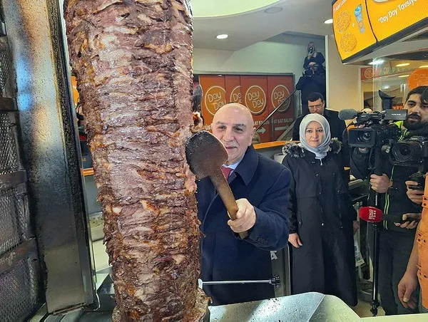 ABB başkan adayı Turgut Altınok acil diyerek duyurdu! Kentsel dönüşüm mesajı: Planlarımız olacak