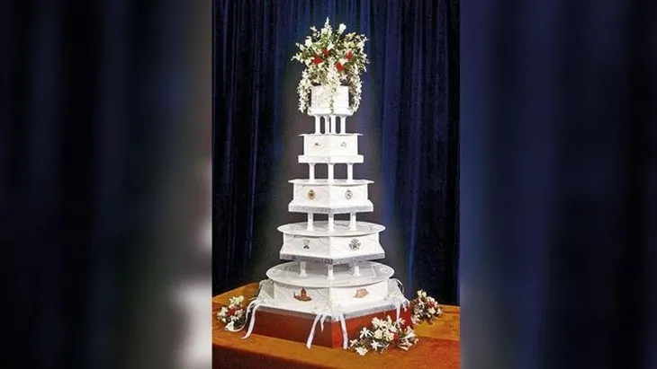 Prens Charles ve Diana’nın düğün pastası 40 yıl sonra satışa çıktı