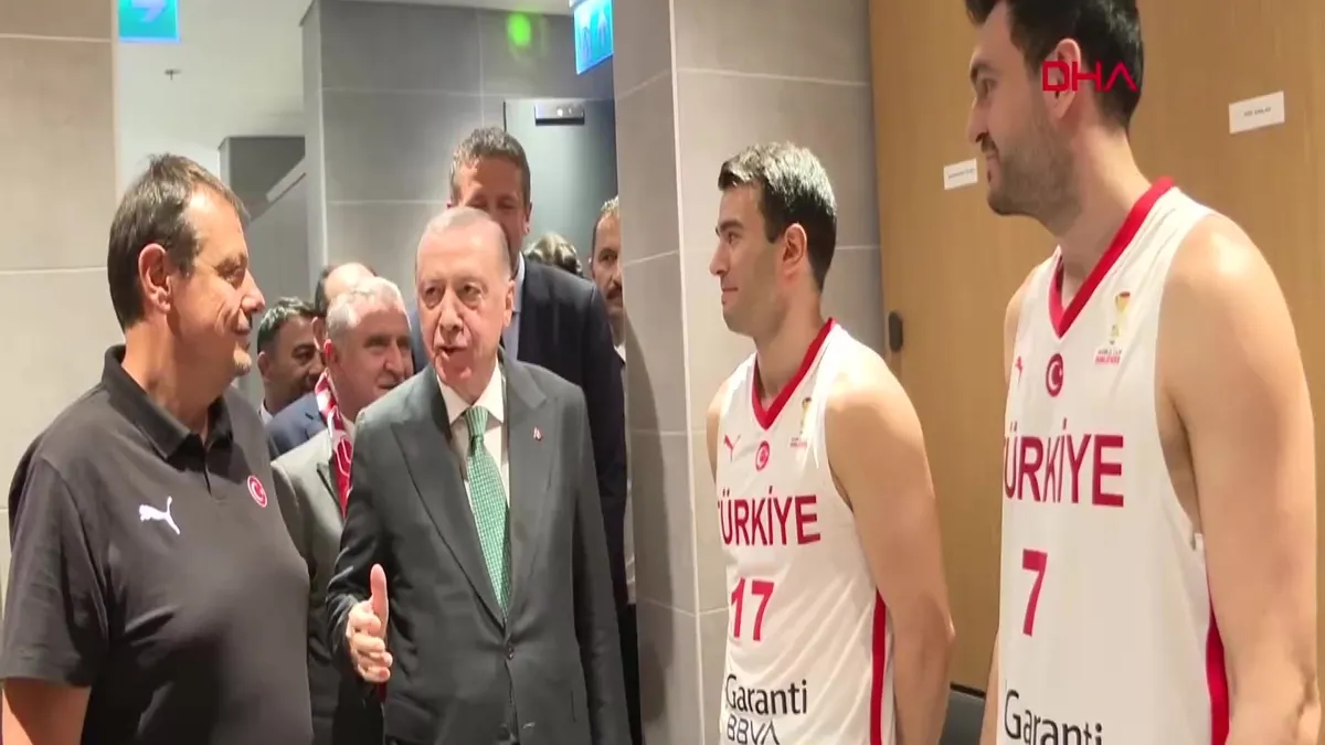 Başkan Erdoğan'dan 12 Dev Adam'a tebrik!