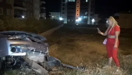 kaza-sonrasi-ilk-yaptigi-saskina-cevirdi-arkadasini-goruntulu-arayip-anlatti-1655677790240.jpg Kaza sonrası ilk yaptığı şaşkına çevirdi! Arkadaşını görüntülü arayıp anlattı - 1