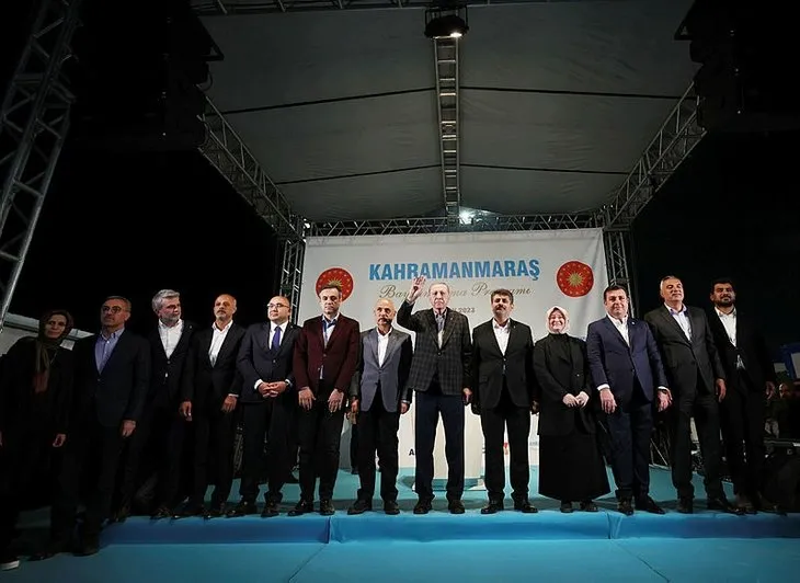 Başkan Erdoğan Gaziantep'te köy evinde vatandaşlarla bir araya geldi