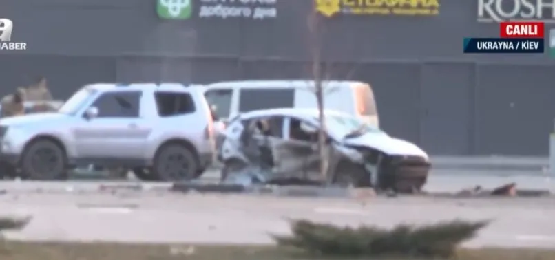 Kiev'de alışveriş merkezi önüne füzeli saldırı! Araçlar metal yığınına döndü! A Haber'den Emine Kavasoğlu ilk görüntüleri paylaştı