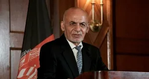 Milyon dolarlarla Afganistan’dan kaçtılar