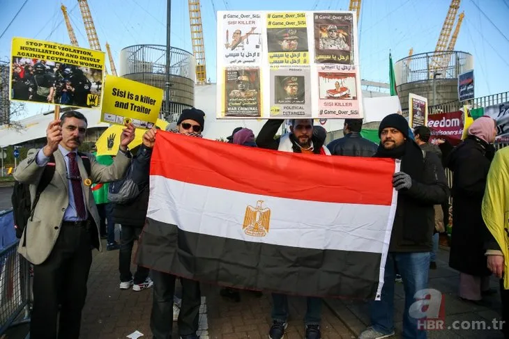 İngiltere'ye giden Sisi, protestolarla karşılandı