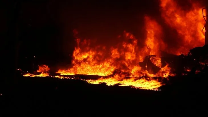 Son dakika: Samsun’da sanayi sitesinde yangın