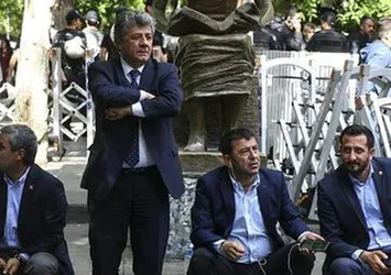 CHP'li ve HDP'li vekillerden DHKP-C'lilere destek