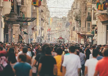 AK Parti'den muhaliflerin cılız iddialarını çürüten anket! Gençlerin yüzde 70'inden gururlandıran yanıt