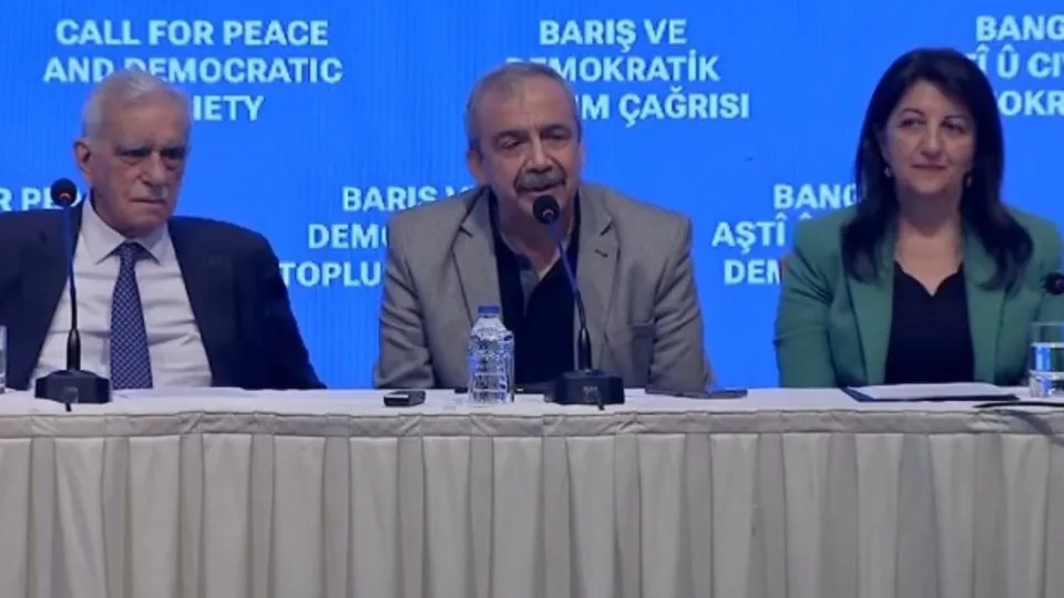 Selahattin Demirtaş’tan Sırrı Süreyya Önder’e mektup: Birbirimize söz verdik önce barış! Ölümse Allah’ın emri