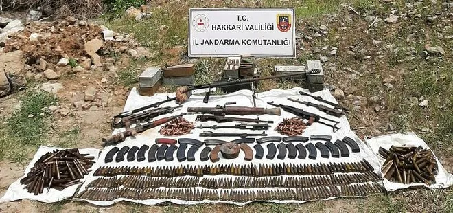 Hakkari’de terör örgütü PKK’ya ait silah ve mühimmat ele geçirildi