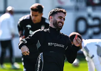 Rafa Silva ile ipler koptu!