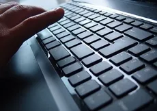 Erdoğan’a hakaret eden hesaplara erişim engeli!