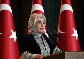 Emine Erdoğan'ın Regaip Kandili mesajı