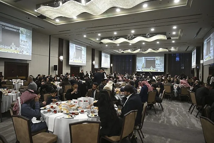 suudi-arabistanin-ankara-buyukelciliginden-baskentte-iftar-bulusmasi-1772225494038.jpeg Suudi Arabistan’ın Ankara Büyükelçiliği’nden Başkentte iftar buluşması - 2