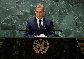 Slovenya Başbakanı Golob BM kürsüsünde Netanyahu’ya seslendi: Savaşı hemen durdur