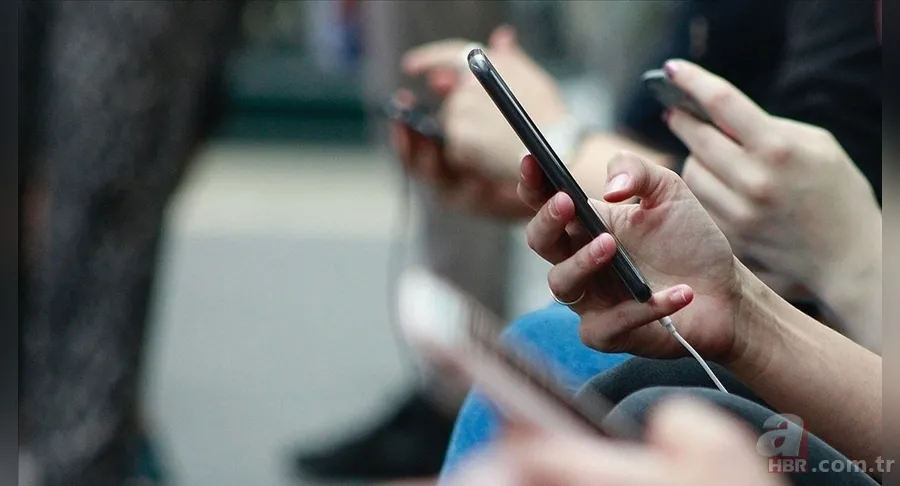 Cep telefonu hatları ve internet aboneliklerinde yeni dönem! Resmi Gazete'de yayınlandı süre başladı | Yapmayanın hattı kapanacak 4