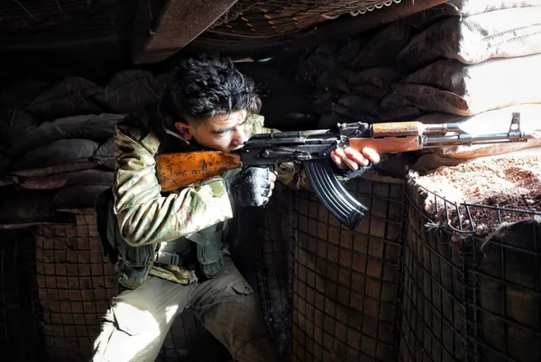 Suriye sınırındaki Mehmetçik, yerli teçihazat ve silahlarla vatan nöbeti tutuyor