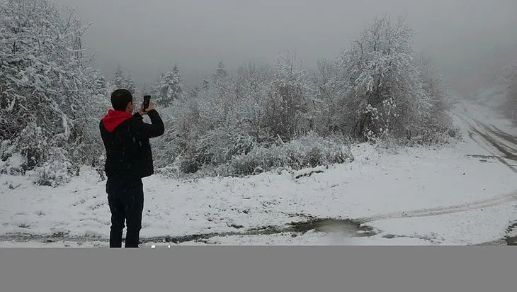 Yarın hangi illerde okullar tatil olacak? 3 Ocak Pazartesi hangi illerde kar tatili var? Erzurum, Sivas, Erzincan, Van Valilik açıklamaları...
