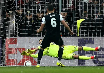 Beşiktaş, Lyon'a elendi