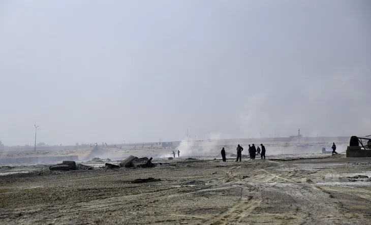 Musul’da zehir saçan kükürt tesisi yanmaya devam ediyor