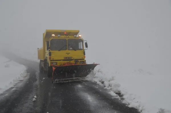 1668670752376.jpg Meteoroloji 5 günlük hava durum raporunu yayınladı! Soğuk hava dalgası donduracak | Kar, fırtına ve sağanak | İstanbul dahil 39 ile sarı kodlu uyarı - 13