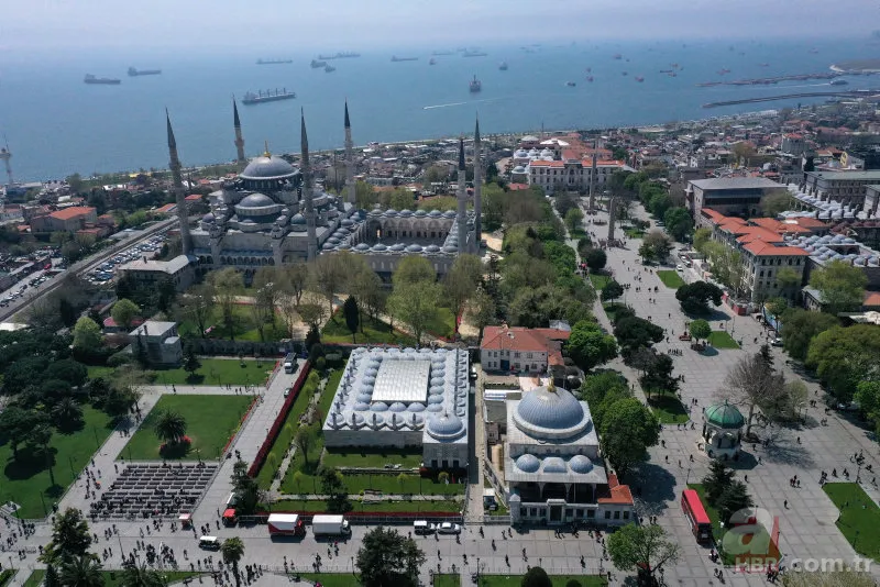 Sultanahmet Camii Başkan Recep Tayyip Erdoğan'ın katılımıyla ibadete açıldı! Diyanet'i kapatmak isteyen 7'liye 14 Mayıs mesajı 6