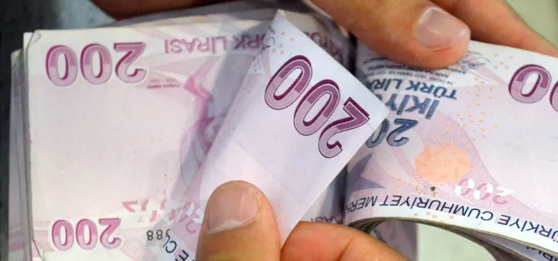 Haksız yere işten atılanlara 8 maaş tazminat...